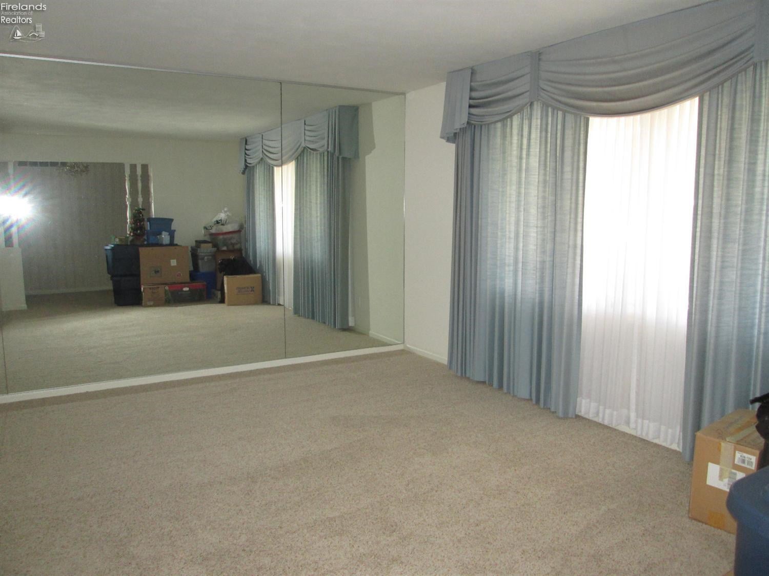 2911 Port Clinton Road Fremont, OH 43420 - Photo 8 of 10 Gallery Image 8