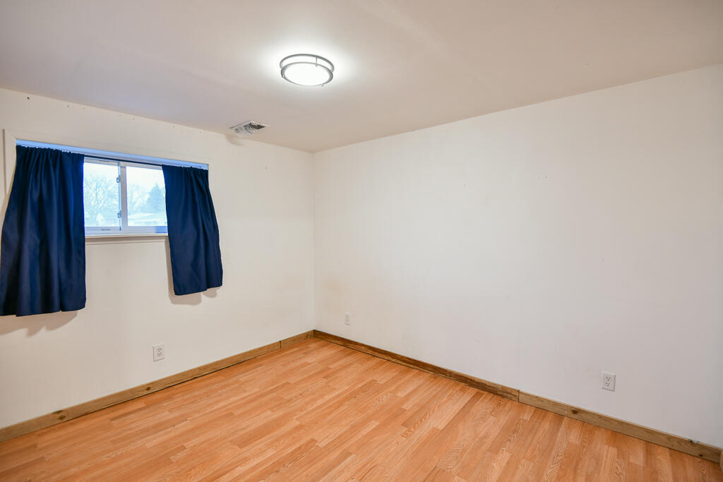 5129 16th Street Racine, WI 53406 - Photo 12 of 20 16th-13