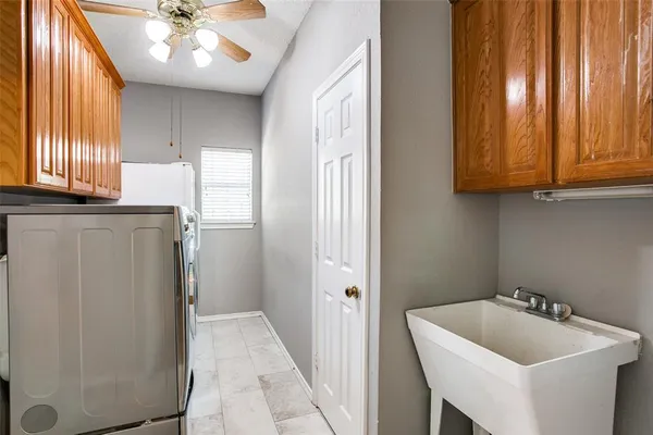 $3,350 | 7120 Axis Court, Fort Worth, TX 76132