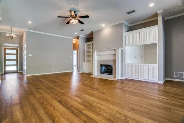 $3,350 | 7120 Axis Court, Fort Worth, TX 76132