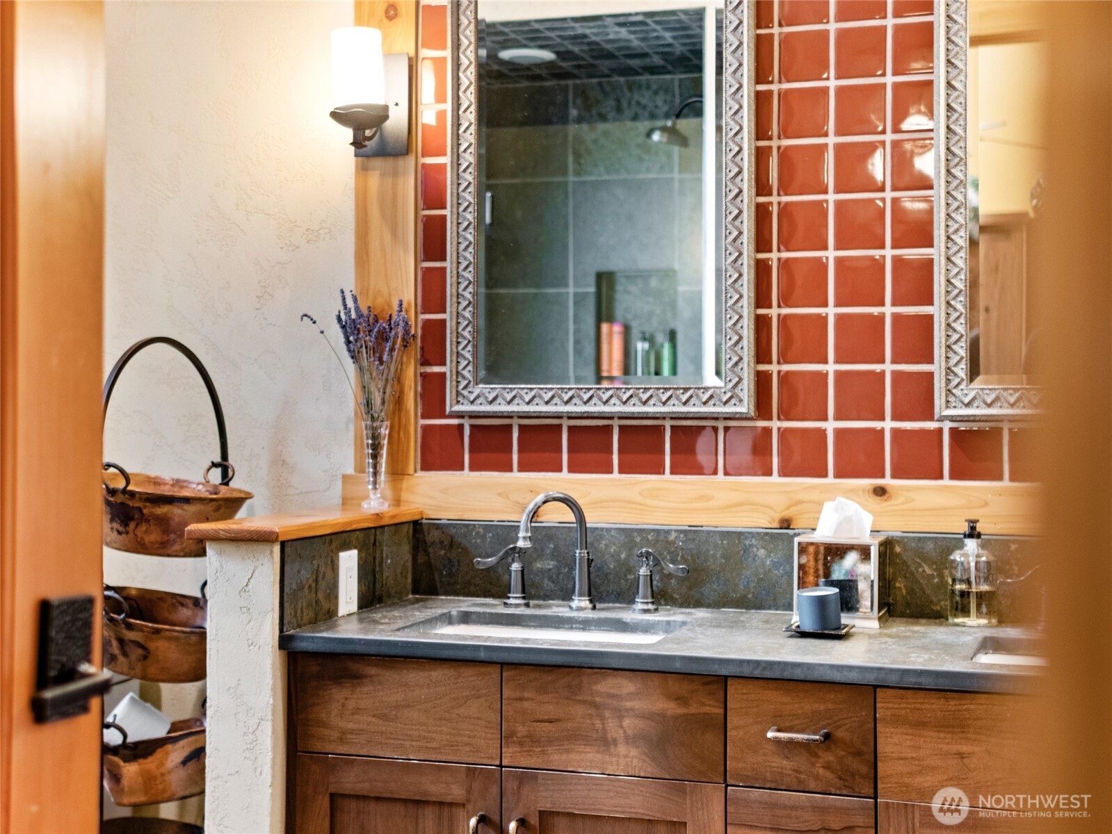 5814 Colockum Road Malaga, WA 98828 - Photo 17 of 40 a front view of a house with