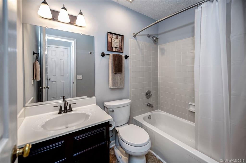 20105 Henderson Road, Unit M Cornelius, NC 28031 - Photo 13 of 20 Gallery Image 13
