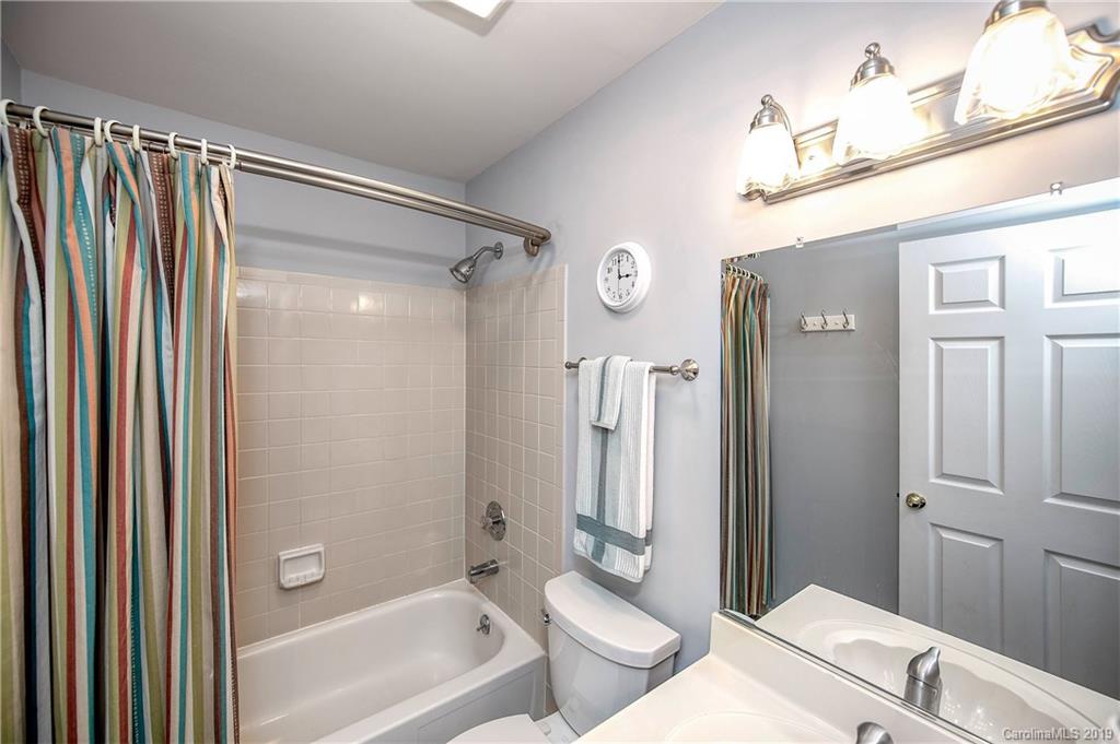 20105 Henderson Road, Unit M Cornelius, NC 28031 - Photo 10 of 20 Gallery Image 10