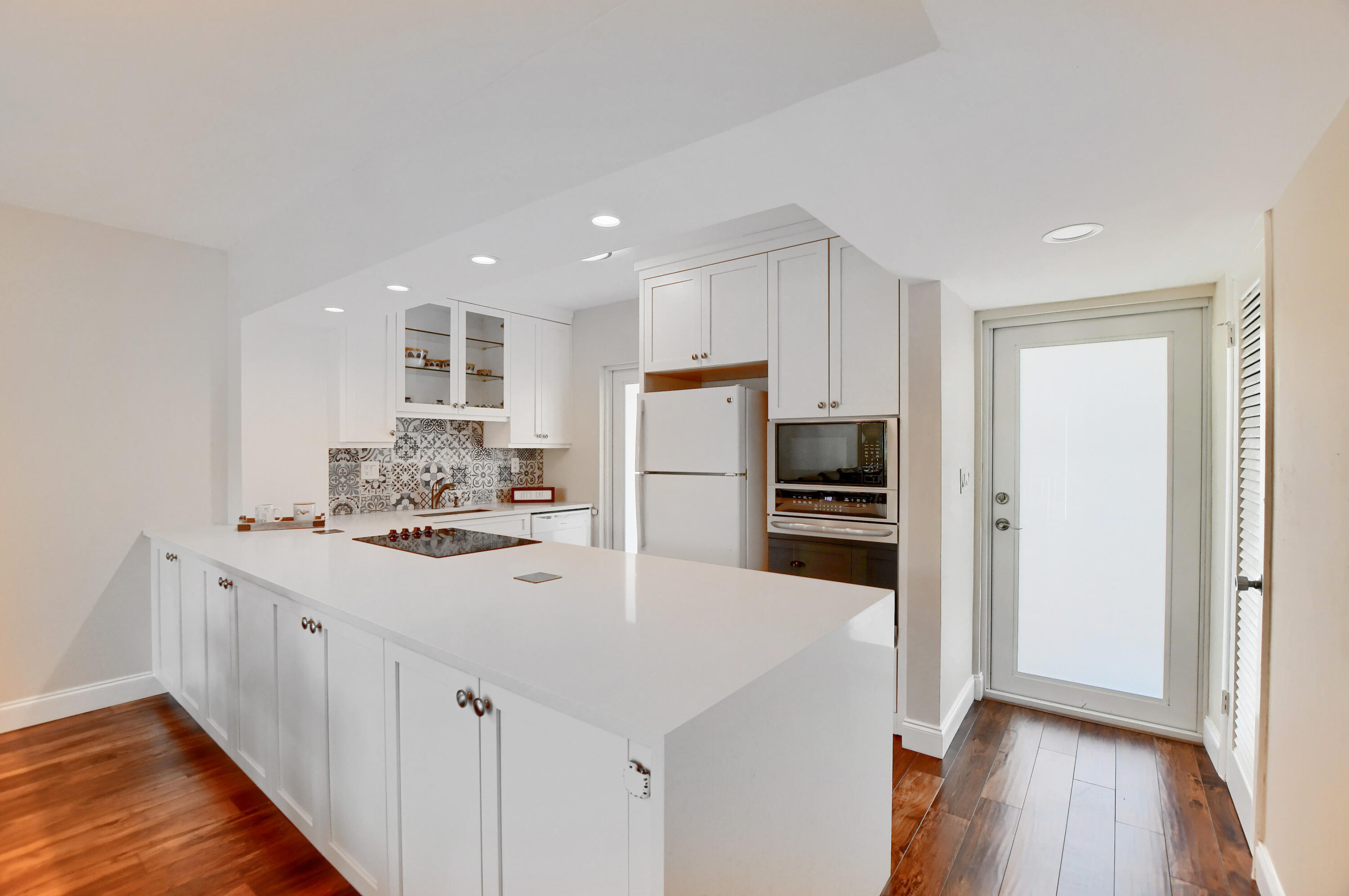 2730 Banyan Road, Unit 22 Boca Raton, FL 33432 - Photo 1 of 20 2730 BANYAN RD. #22B