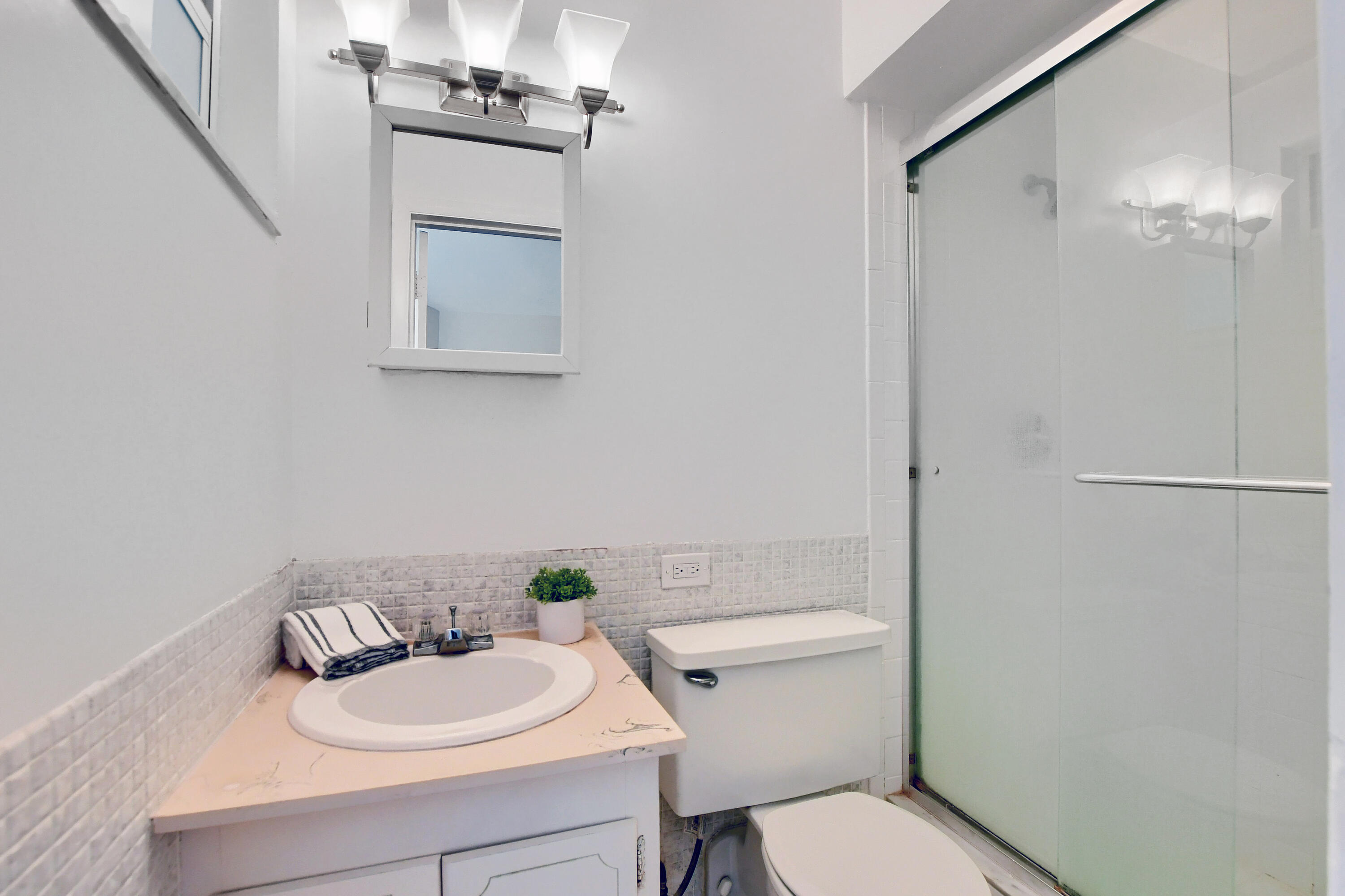 2730 Banyan Road, Unit 22 Boca Raton, FL 33432 - Photo 12 of 20 2730 BANYAN RD. #22B