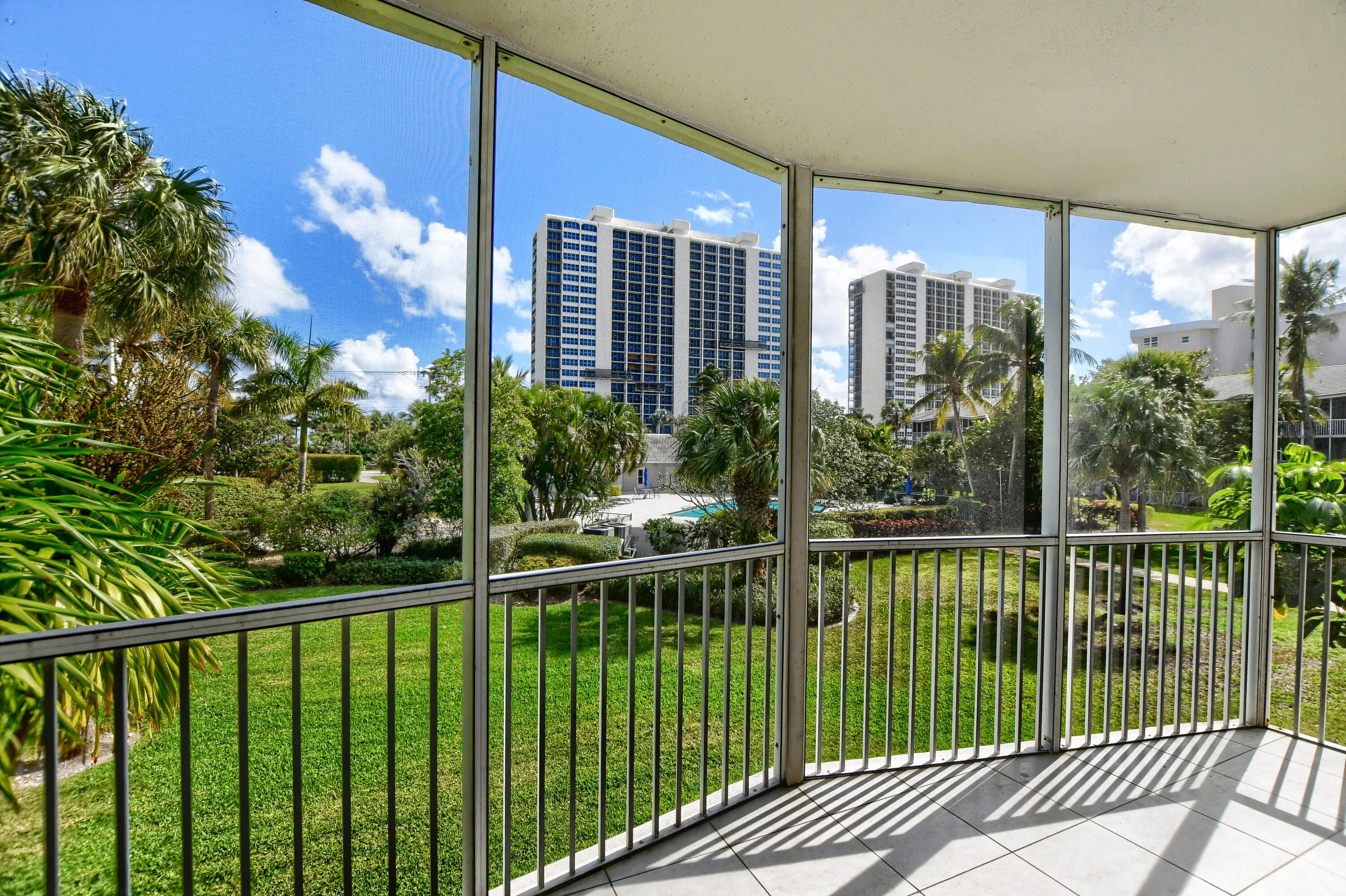2730 Banyan Road, Unit 22 Boca Raton, FL 33432 - Photo 3 of 20 2730 BANYAN RD. #22B