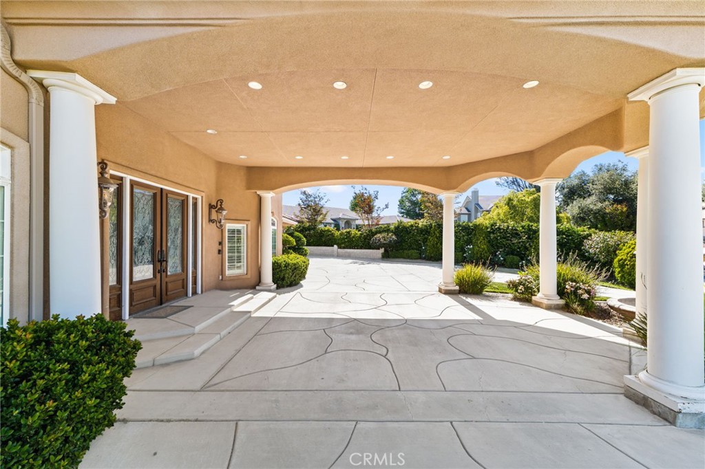 38136 Butterfly Court Yucaipa, CA 92399 - Photo 14 of 71
