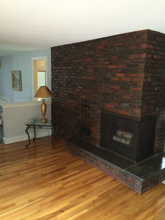5 McLean Road Saugus, MA 01906 - Photo 6 of 22 Gallery Image 6