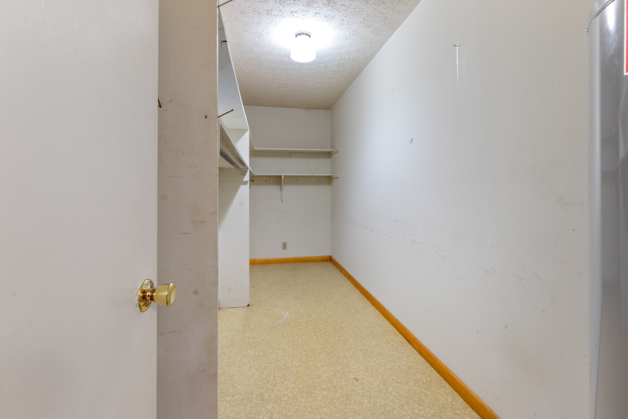 2054 Ridgecrest Circle Dickson, TN 37055 - Photo 29 of 38 a view of small space