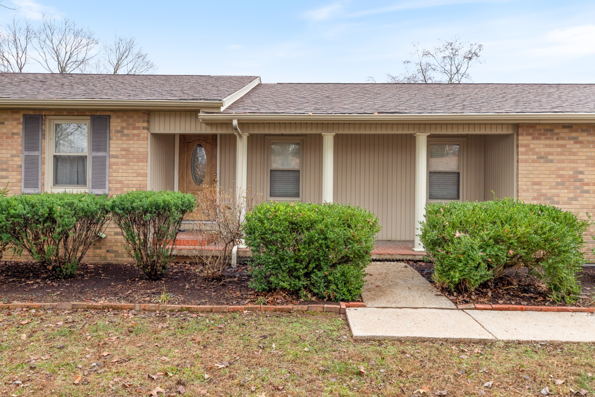 2054 Ridgecrest Circle Dickson, TN 37055 - Photo 4 of 38 a front view of a house