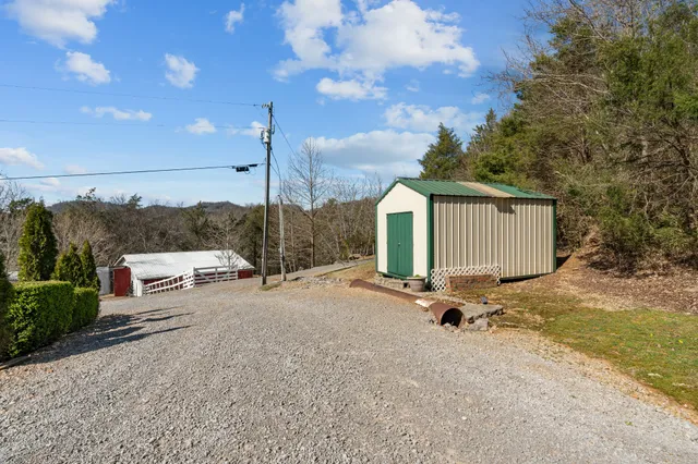 $1,245,000 | 7474 Nashville Highway, Dowelltown, TN 37059