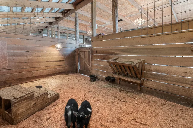 $1,245,000 | 7474 Nashville Highway, Dowelltown, TN 37059