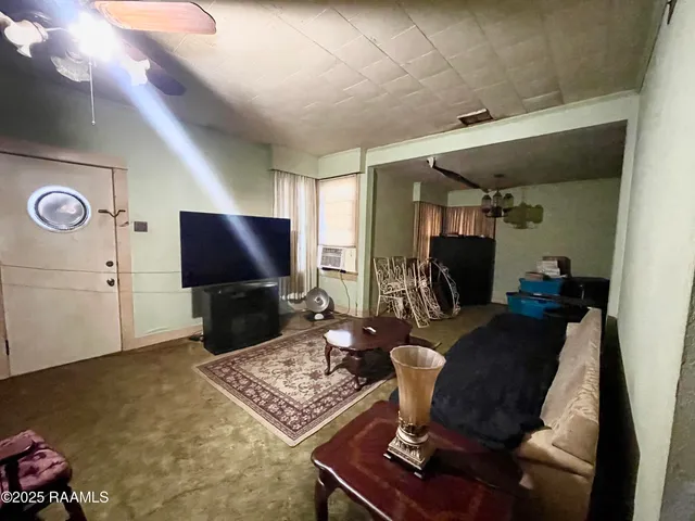 $52,000 | 598 Napoleon Avenue, Sunset, LA 70584