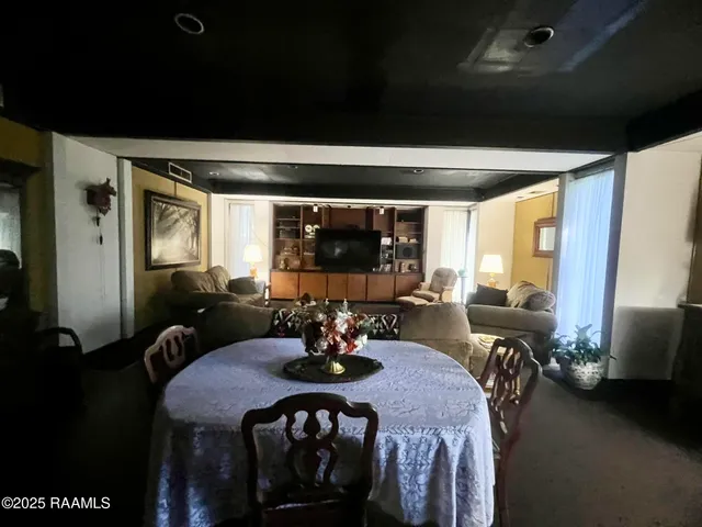 $52,000 | 598 Napoleon Avenue, Sunset, LA 70584