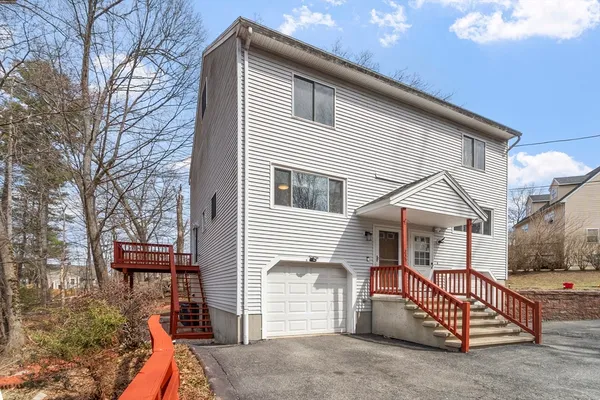 $449,900 | 235 Oakland Avenue, Unit 235, Methuen, MA 01844