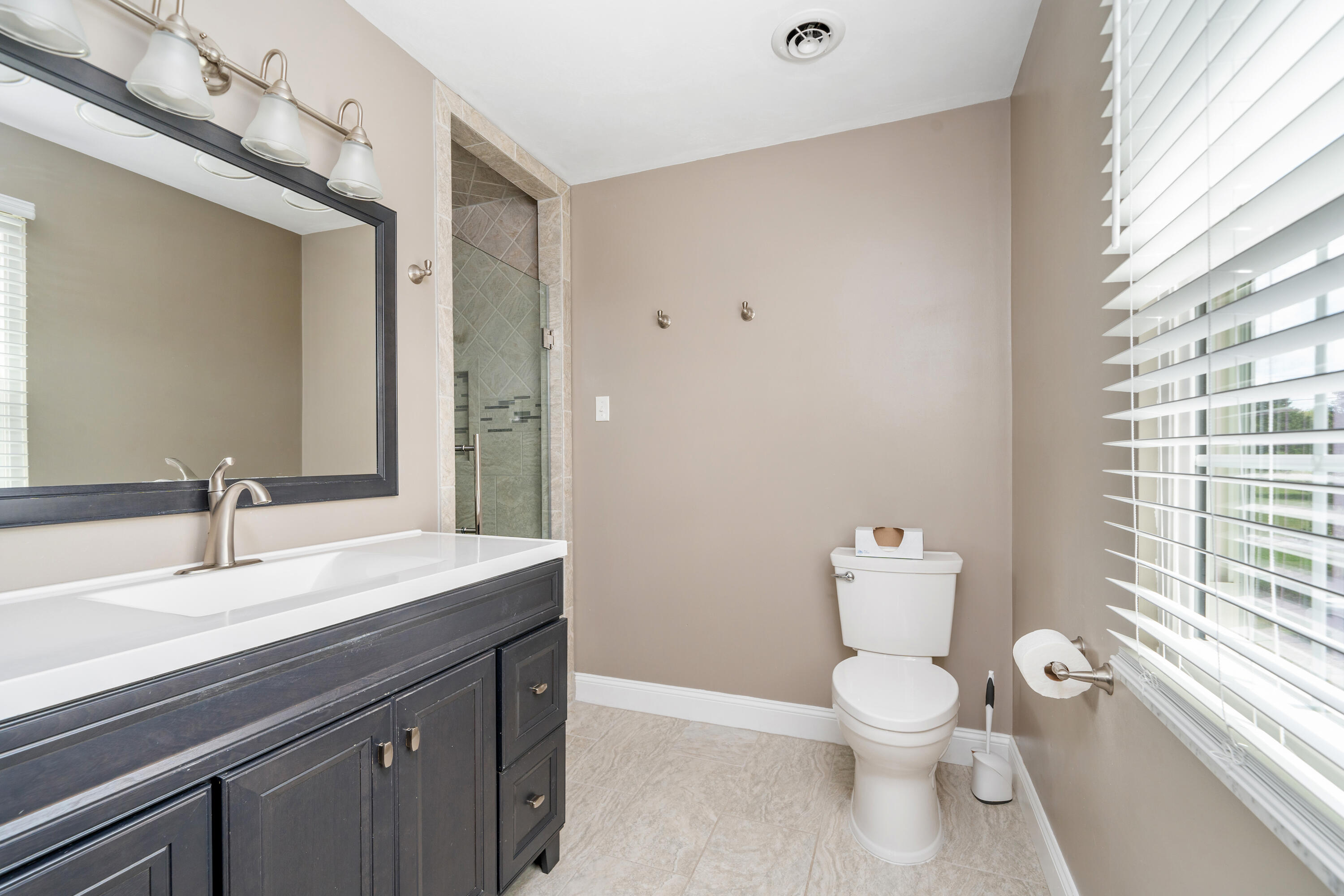 3919 Botetourt Road Fincastle, VA 24090 - Photo 13 of 26 Primary Suite