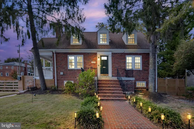 $1,479,990 | 1700 Dewitt Avenue, Alexandria, VA 22301