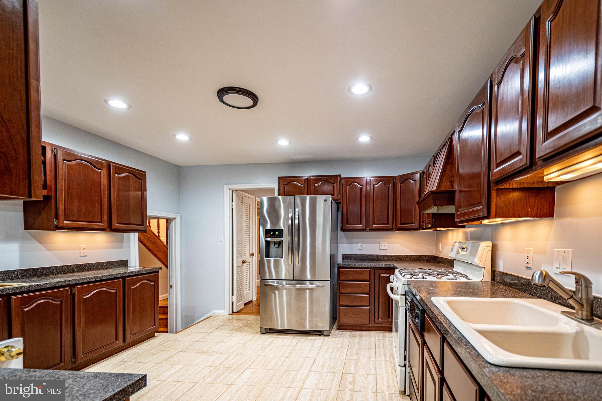 6901 Old Stage Road Rockville, MD 20852 - Photo 14 of 61 Gallery Image 14