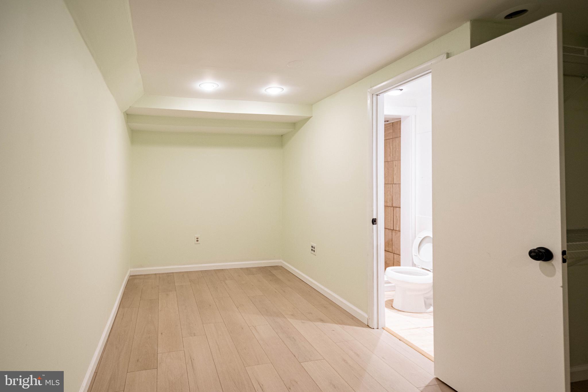 6901 Old Stage Road Rockville, MD 20852 - Photo 57 of 61 Gallery Image 57