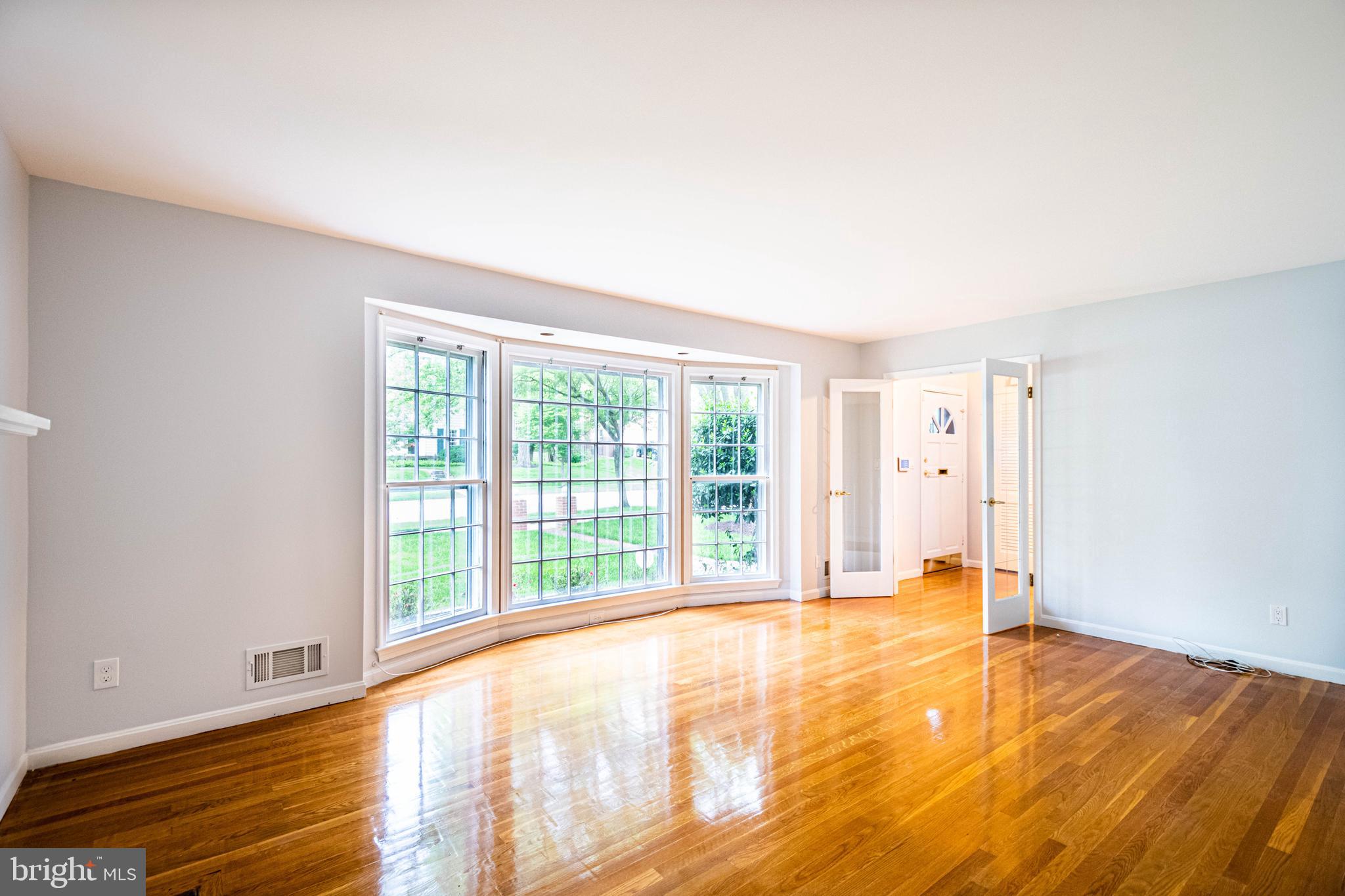 6901 Old Stage Road Rockville, MD 20852 - Photo 9 of 61 Gallery Image 9