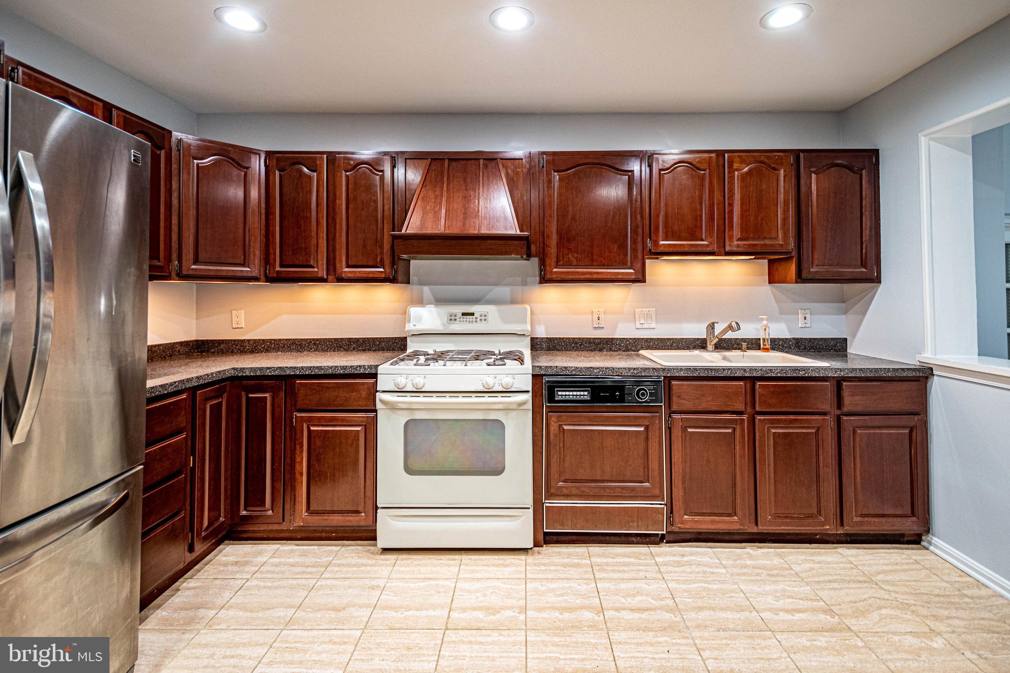 6901 Old Stage Road Rockville, MD 20852 - Photo 10 of 61 Gallery Image 10