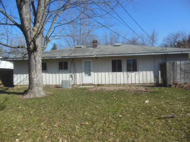 8139 Barry Road Indianapolis, IN 46219 - Photo 2 of 8 Gallery Image 2