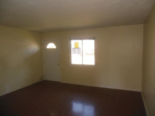 8139 Barry Road Indianapolis, IN 46219 - Photo 4 of 8 Gallery Image 4