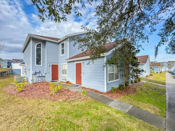 $1,100 | 102 Mango Drive, Unit FRONT, Davenport, FL 33897
