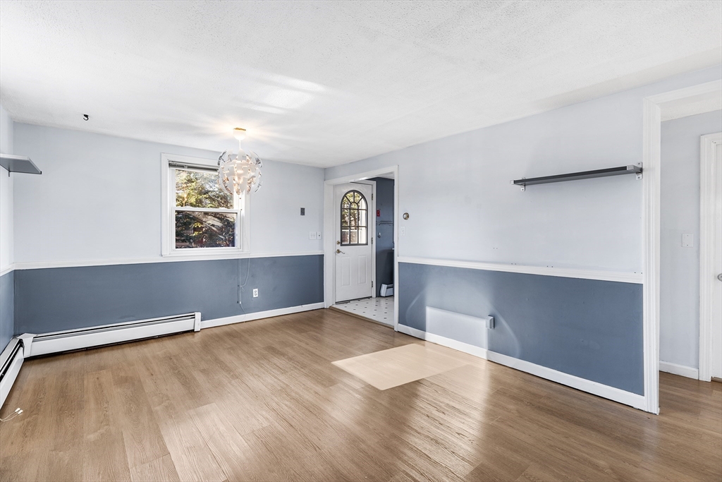 238 River Road Lowell, MA 01852 - Photo 15 of 38