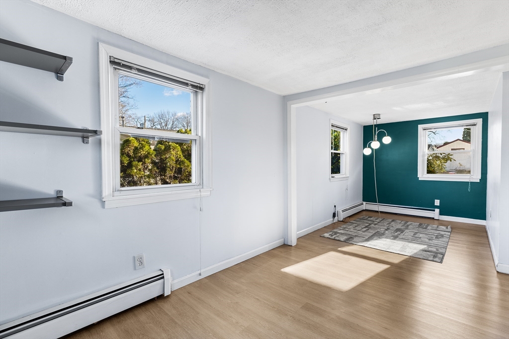 238 River Road Lowell, MA 01852 - Photo 22 of 38