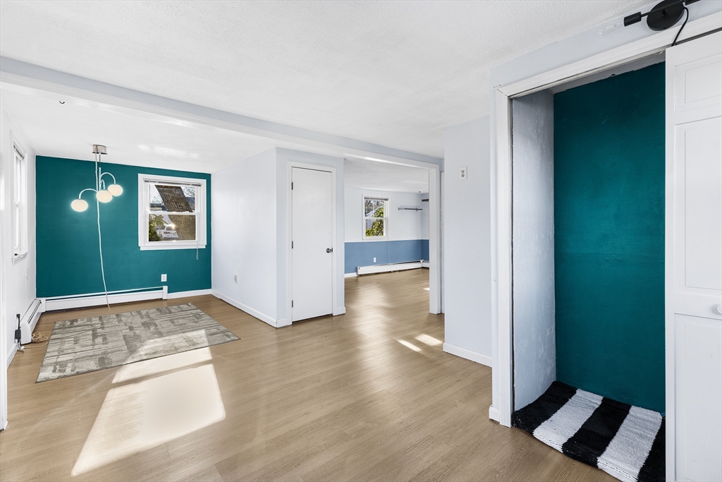 238 River Road Lowell, MA 01852 - Photo 24 of 38