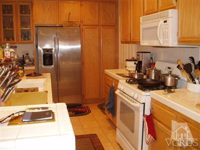 1310 Ribera Place Oxnard, CA 93030 - Photo 8 of 17 Additional Photo