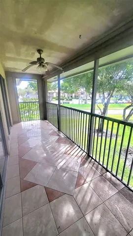 a view of an porch