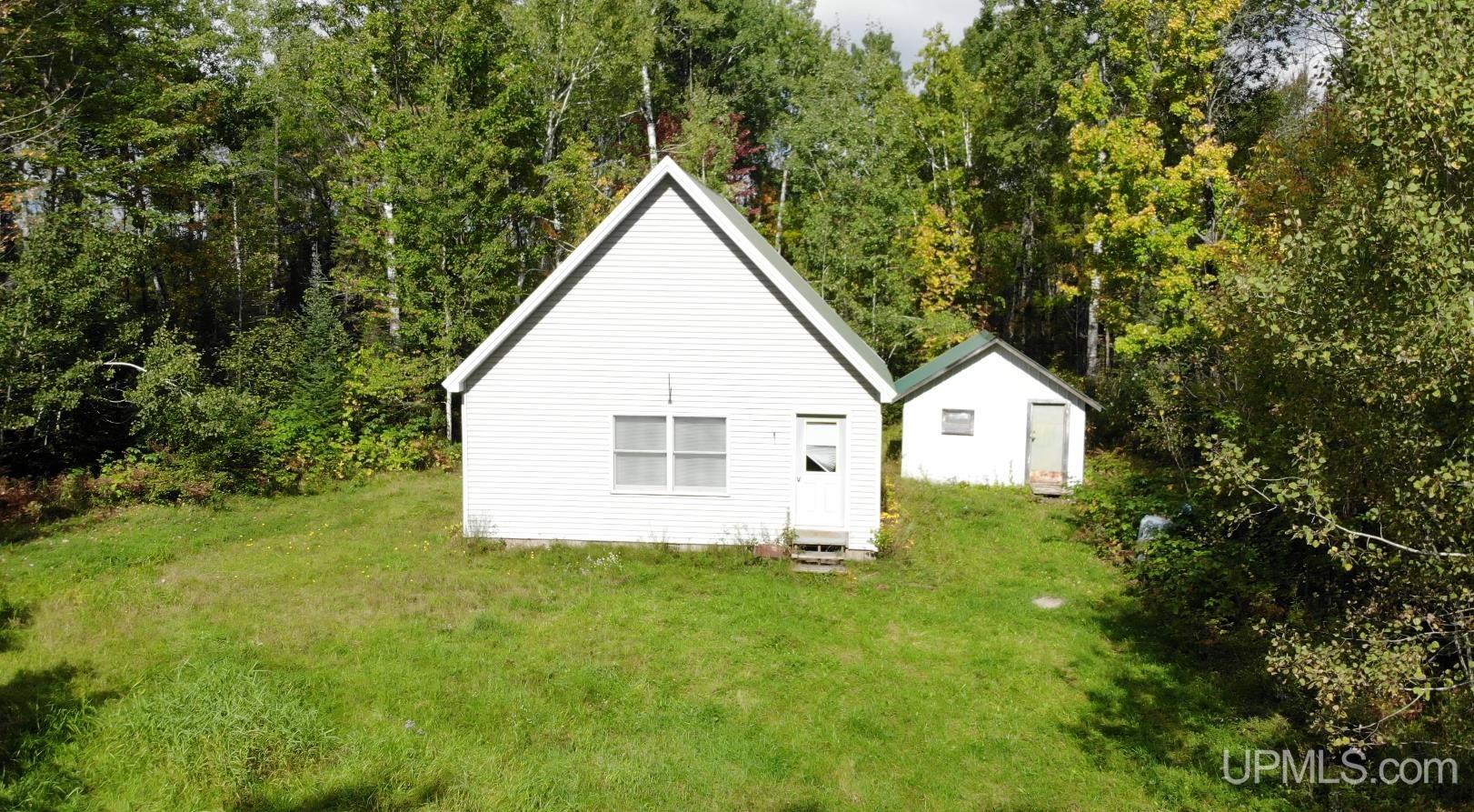 25094 Livingston Road Ewen, MI 49925 - Photo 1 of 35
