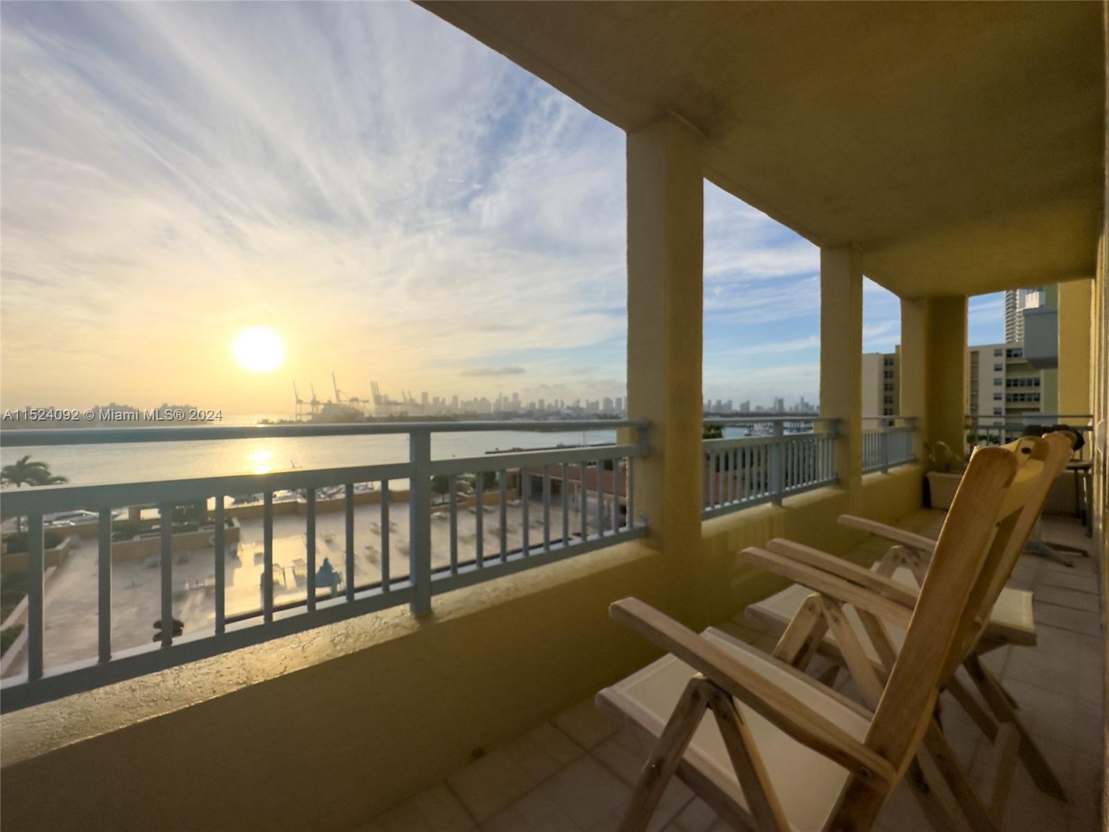 90 Alton Road, Unit 902 Miami Beach, FL 33139 - Photo 25 of 35