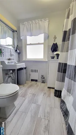 a view of a storage & utility room