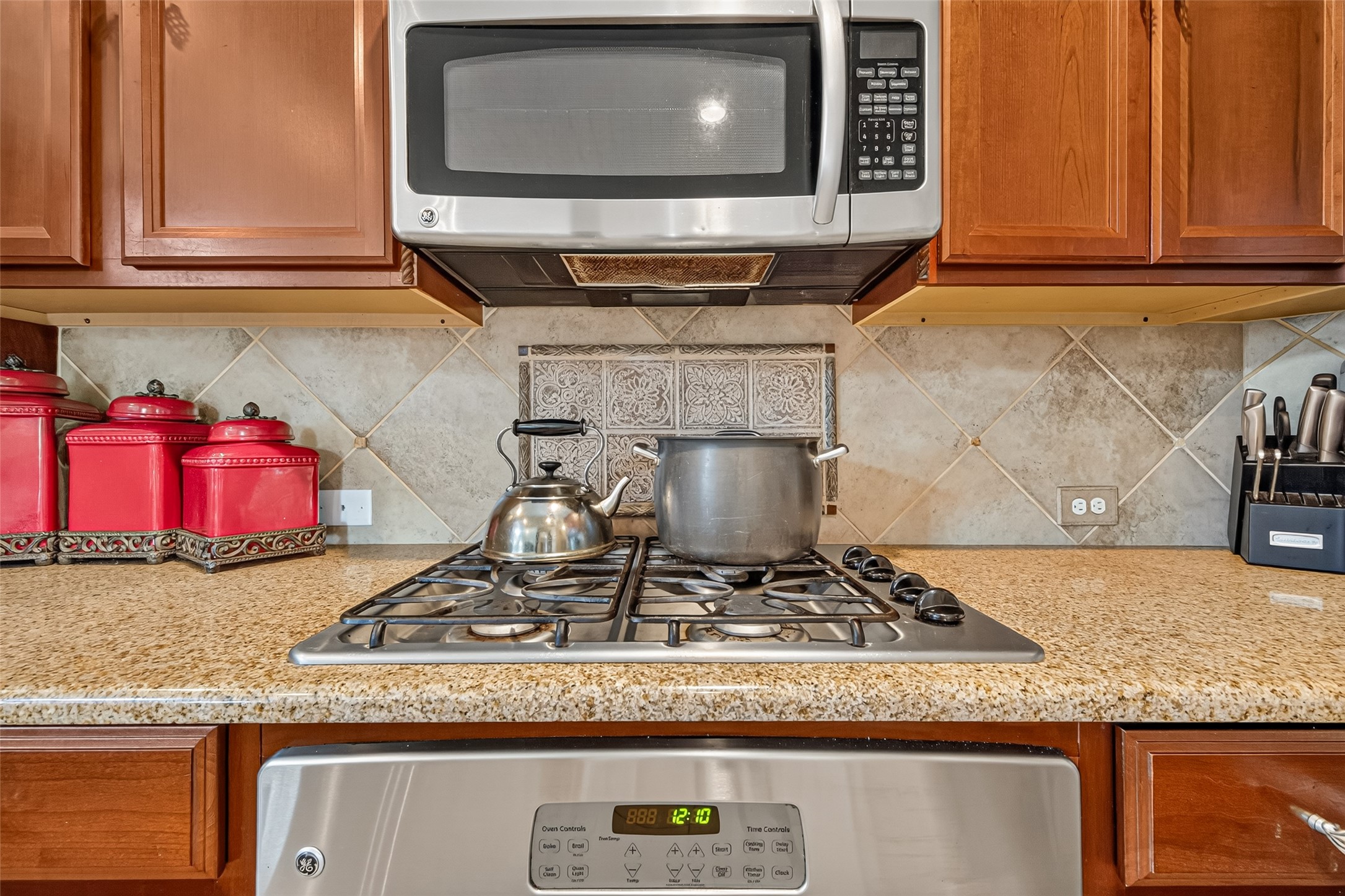 22007 Bridgestone Hawk Court Spring, TX 77388 - Photo 20 of 50 Gallery Image 20