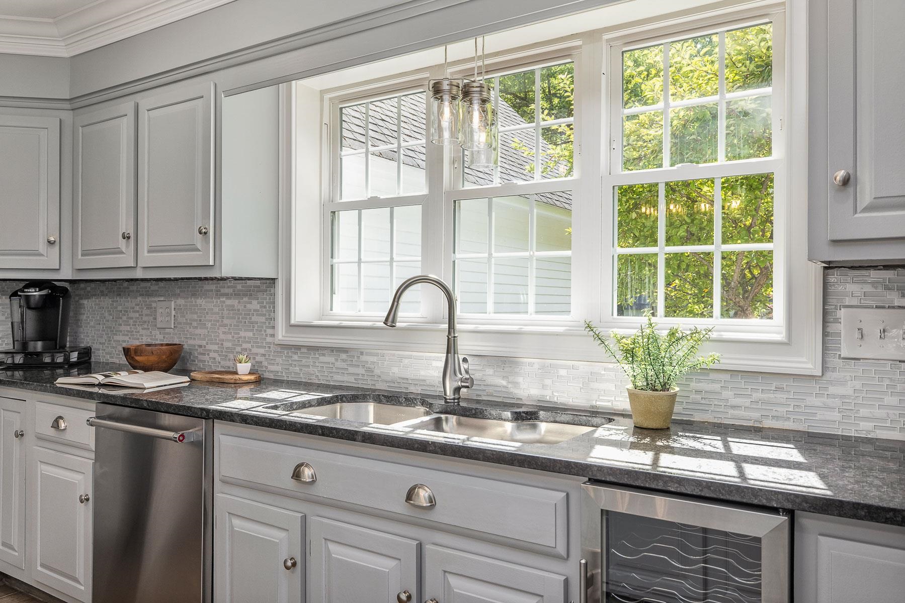 13 Colonial Way Exeter, NH 03833 - Photo 4 of 40