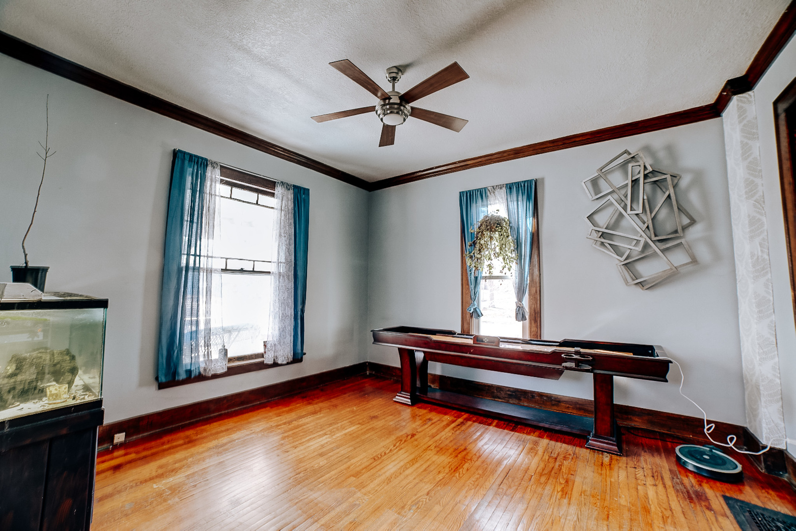 128 West Mulberry Street Watseka, IL 60970 - Photo 7 of 37