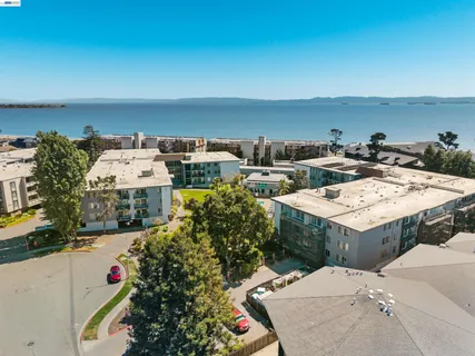 $399,000 | 960 Shorepoint Court, Unit 214, Alameda, CA 94501