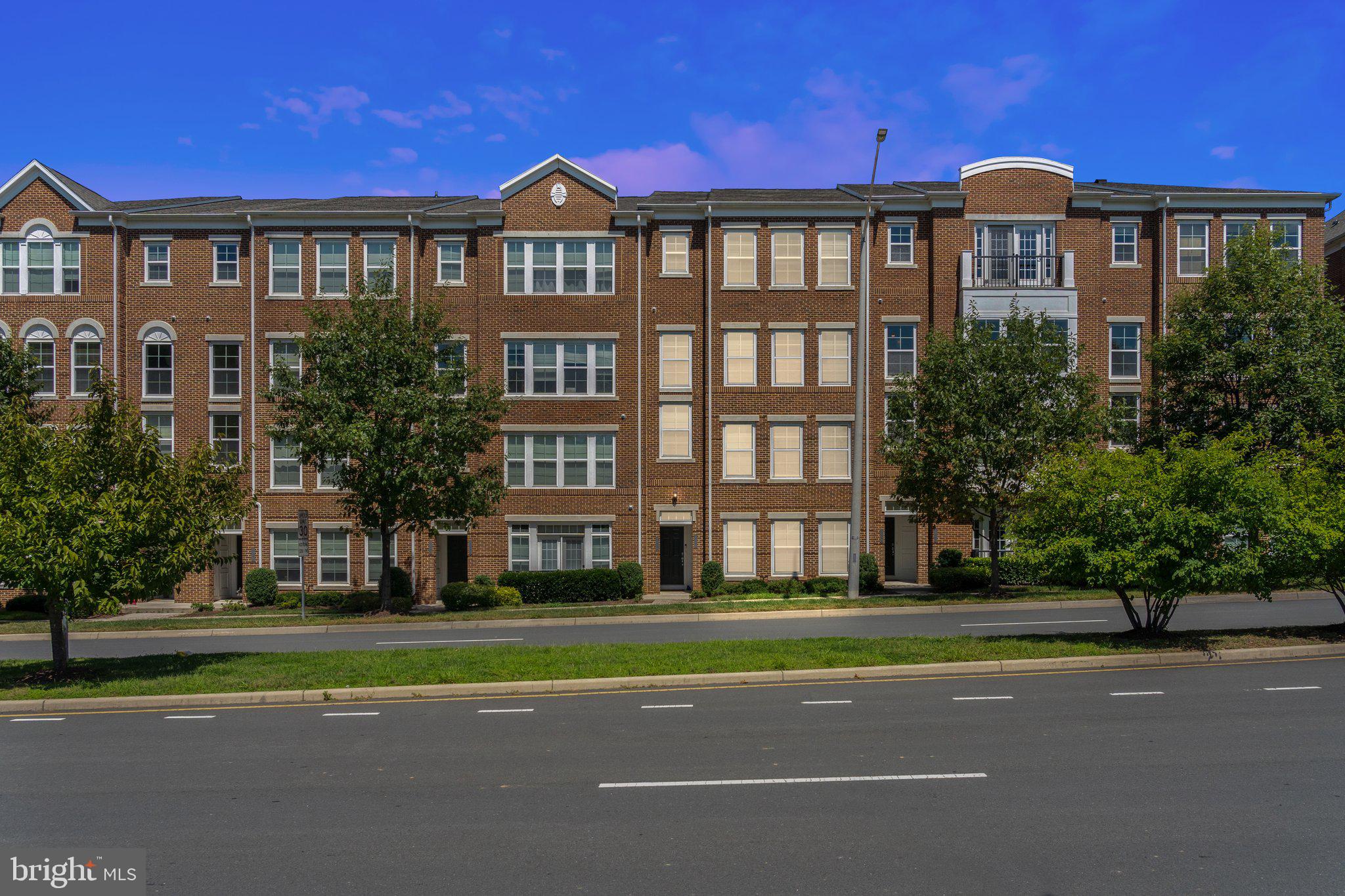 3040 Rittenhouse Circle, Unit 46 Fairfax, VA 22031 - Photo 2 of 66