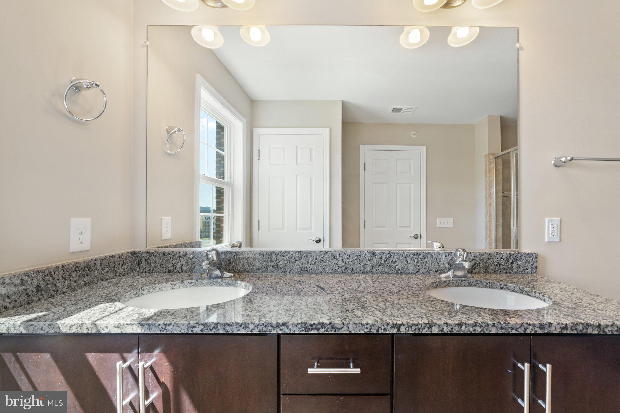 3040 Rittenhouse Circle, Unit 46 Fairfax, VA 22031 - Photo 35 of 66 Master Bath