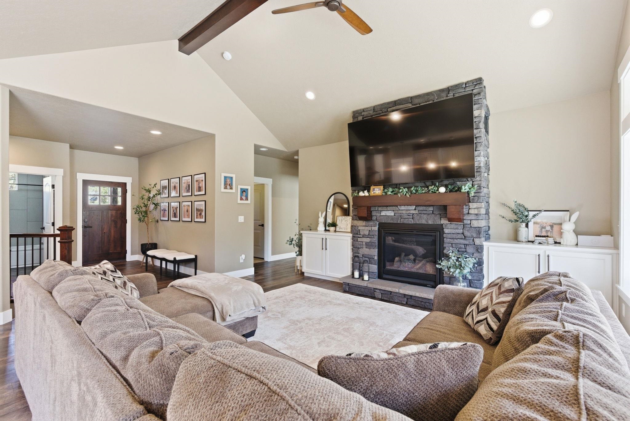3410 East Elena Lane Chattaroy, WA 99003 - Photo 7 of 50