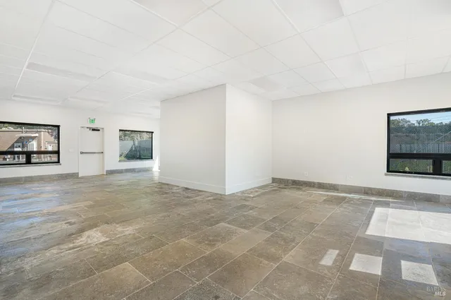 $2,300,000 | 10342 Old Redwood Highway, Windsor, CA 95492