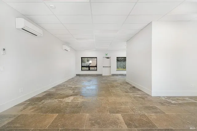 $2,300,000 | 10342 Old Redwood Highway, Windsor, CA 95492