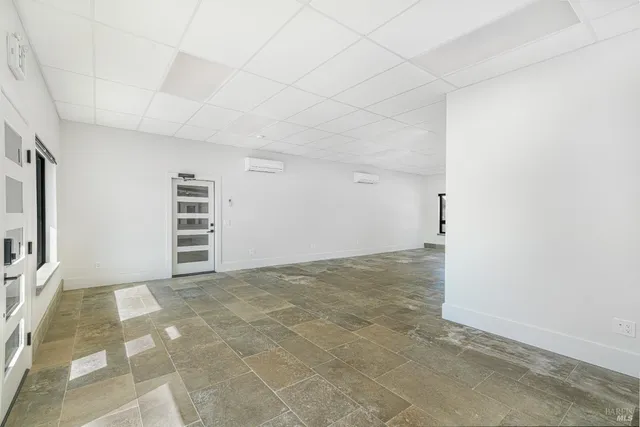 $2,300,000 | 10342 Old Redwood Highway, Windsor, CA 95492