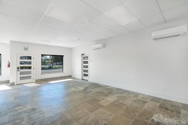 $2,300,000 | 10342 Old Redwood Highway, Windsor, CA 95492