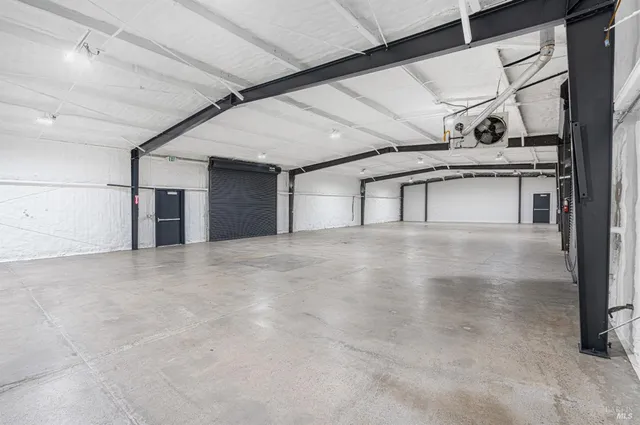 $2,300,000 | 10342 Old Redwood Highway, Windsor, CA 95492