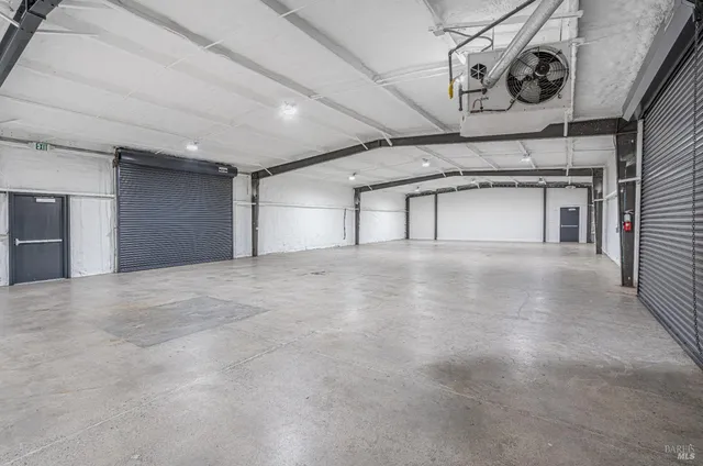 $2,300,000 | 10342 Old Redwood Highway, Windsor, CA 95492