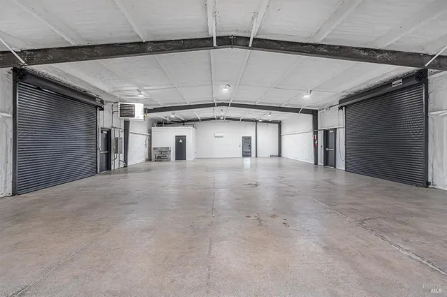 $2,300,000 | 10342 Old Redwood Highway, Windsor, CA 95492